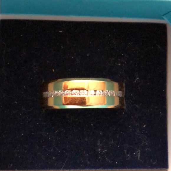 Ring - Picture 4 of 4